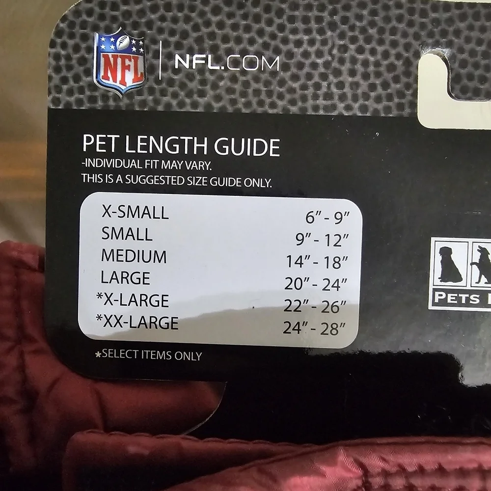 NFL Washington Commanders Dog Puffer Jacket Size Large NEW with Tags